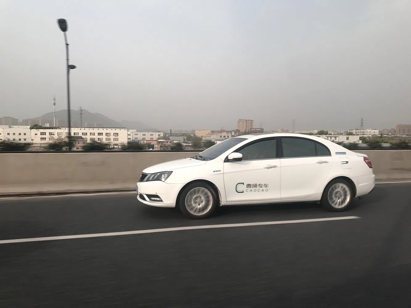 Geely Emgrand EV — 2