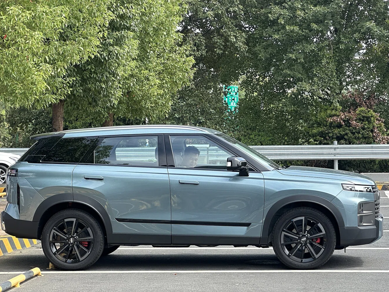 Chery Explore 06 — 3