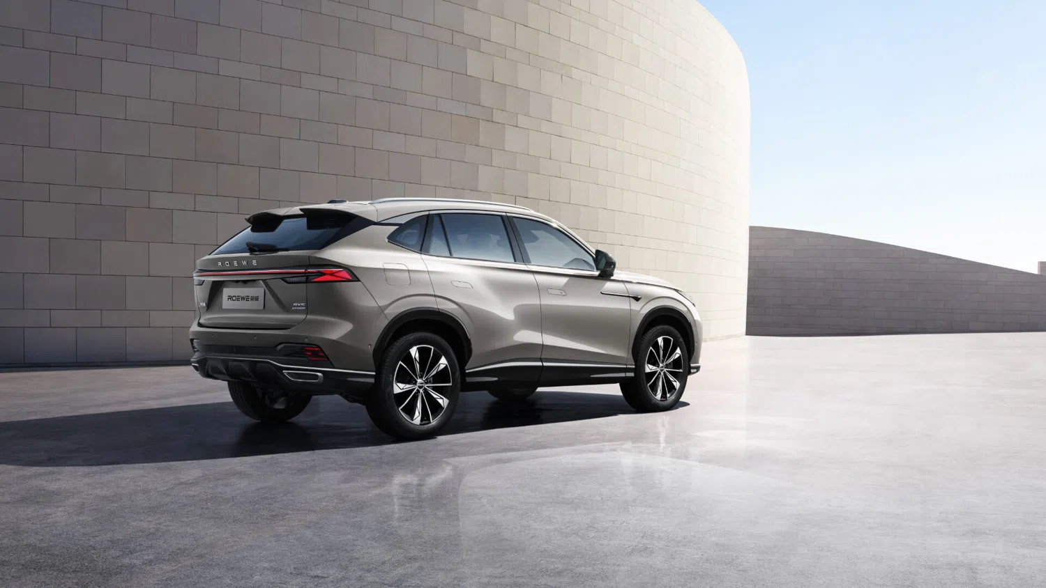 Roewe RX5 exterior