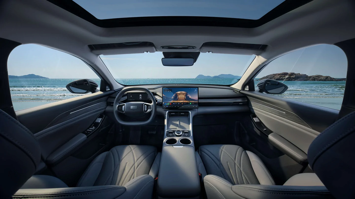 Geely Galaxy L6 — 3