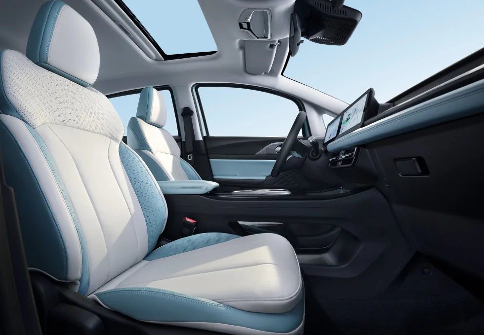 Geely Geometry E — 4