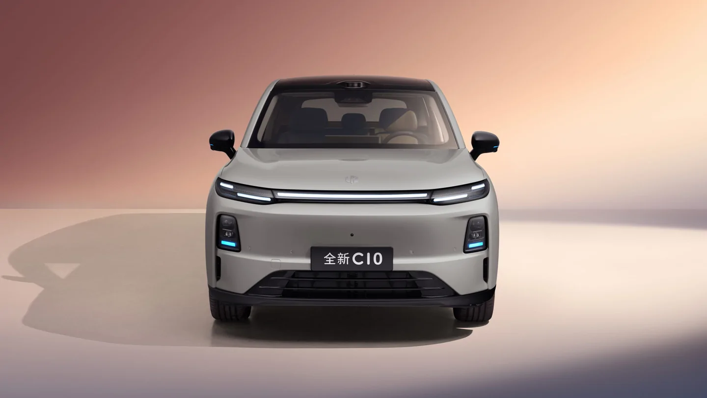 LEAPMOTOR C10 — 2