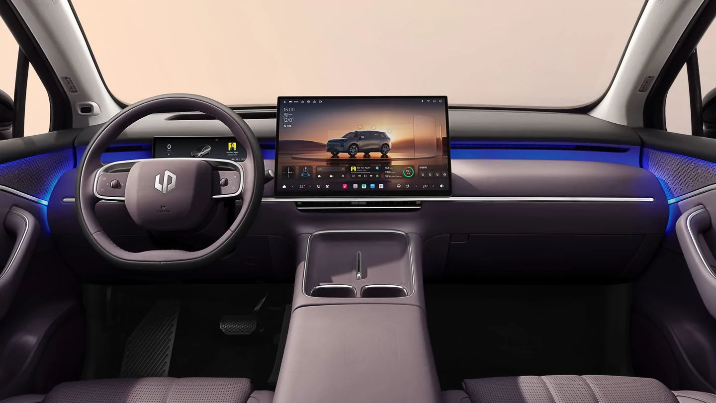 LEAPMOTOR C10 — 4