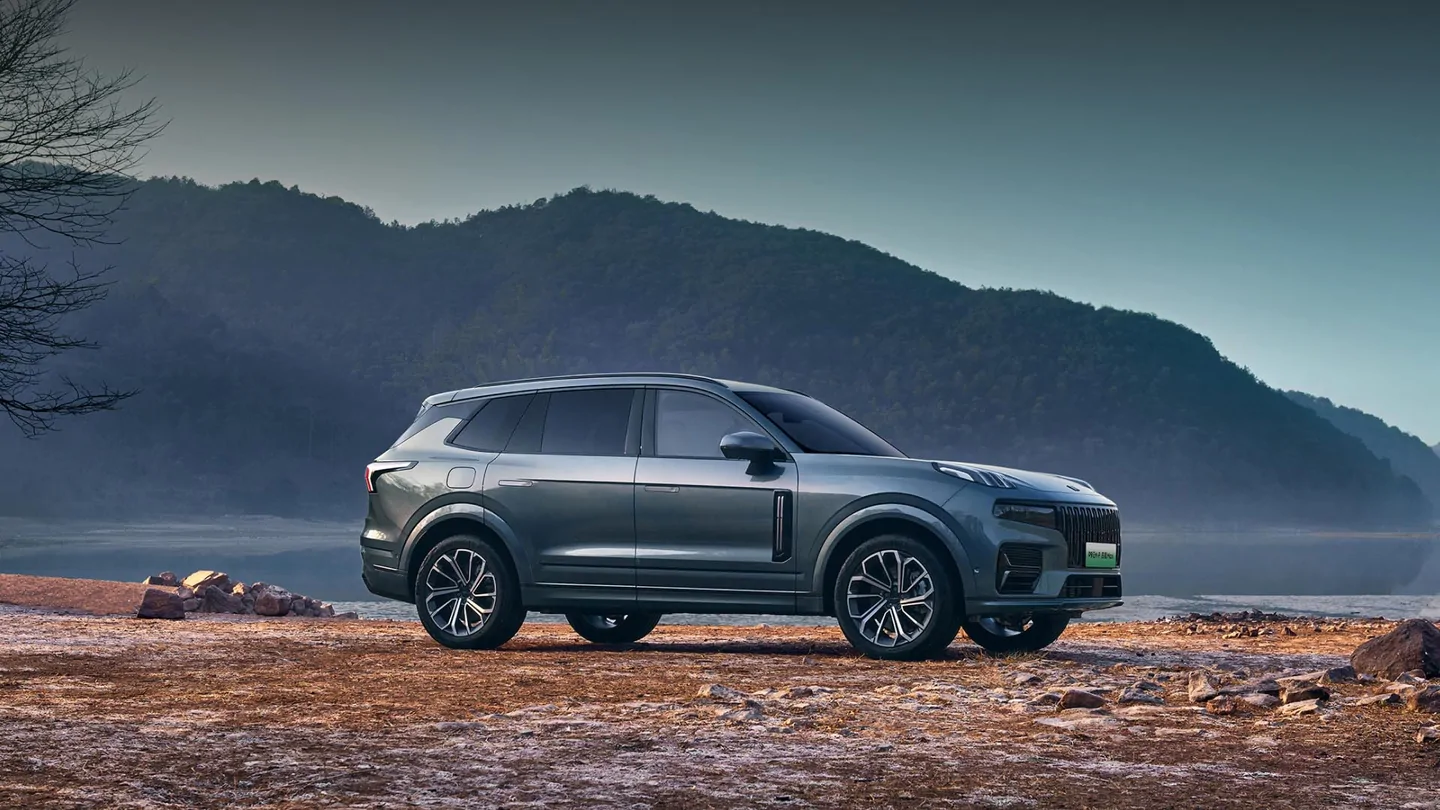 Lynk & Co 09 EM-P exterior