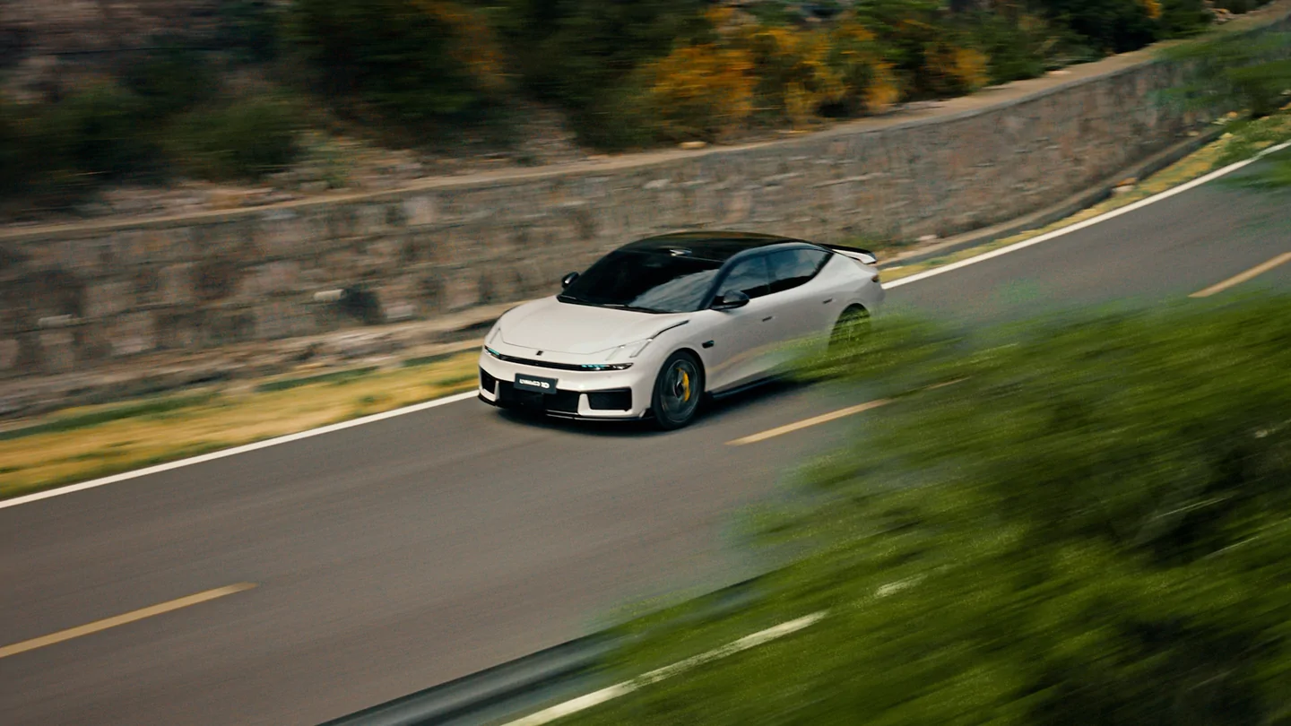 Lynk & Co 10 exterior