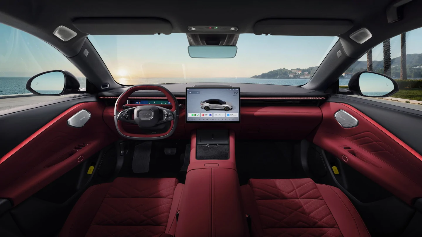 Lynk & Co 10 — 3