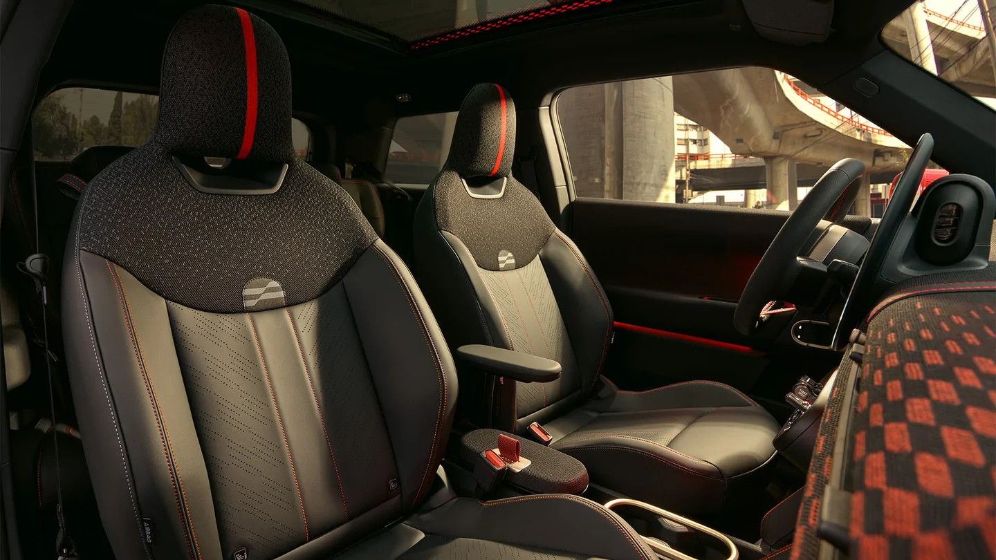 MINI John Cooper Works Electric — 4