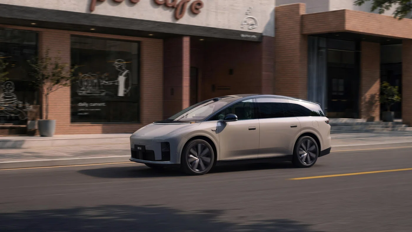 Li Auto i8 — 2