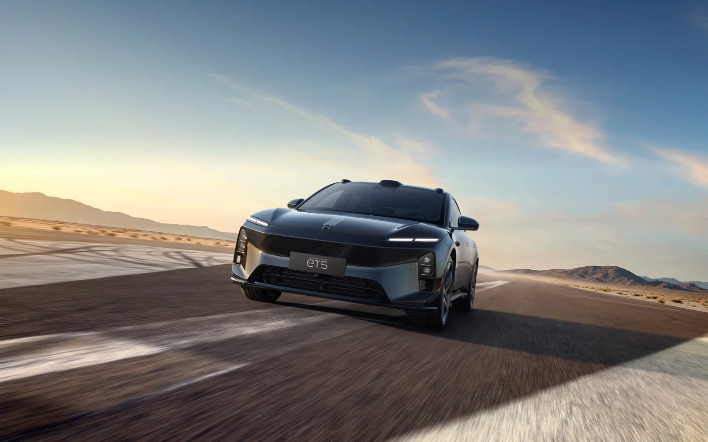 NIO ET5 exterior